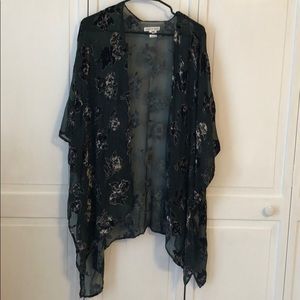 Woven Heart Sheet Duster